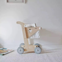 Carrito de compras de madera